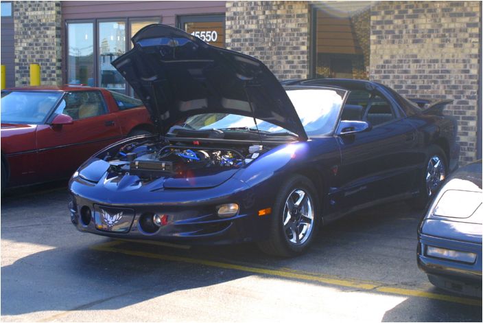 704 X 470