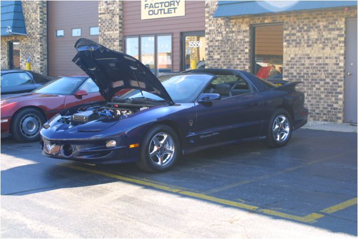 704 X 470